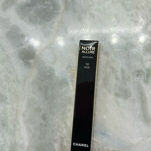 CHANEL Noir Allure Mascara 10 Black never used.